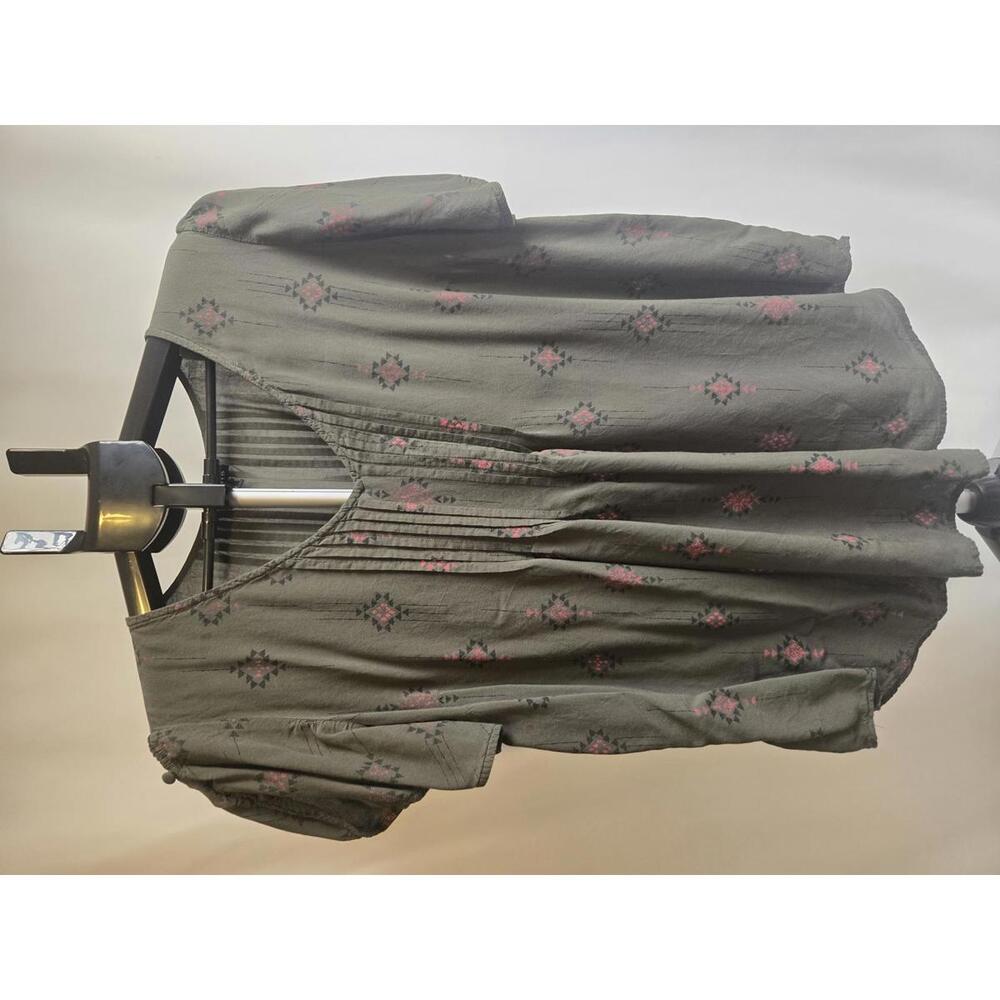 Torrid Women's Olive Green Floral Tunic Top Size 2